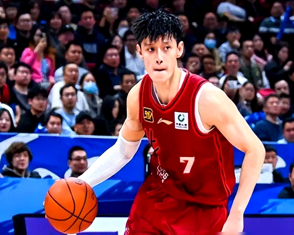 关于TheShy迎来十二赛季出色发挥，中国队观众热烈欢呼！的信息